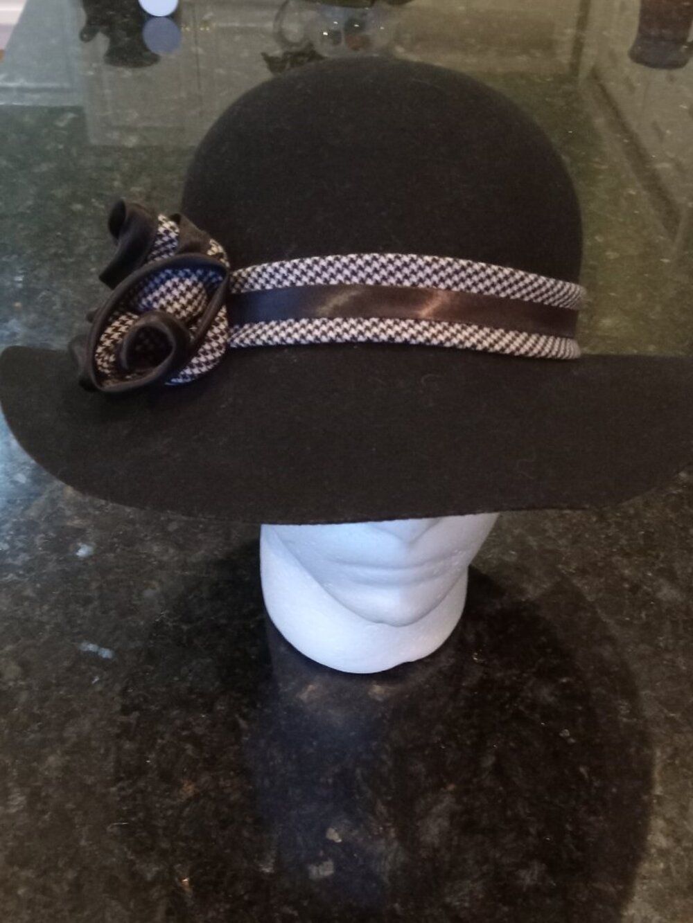 Black Wool Hat w/Checkered Flower